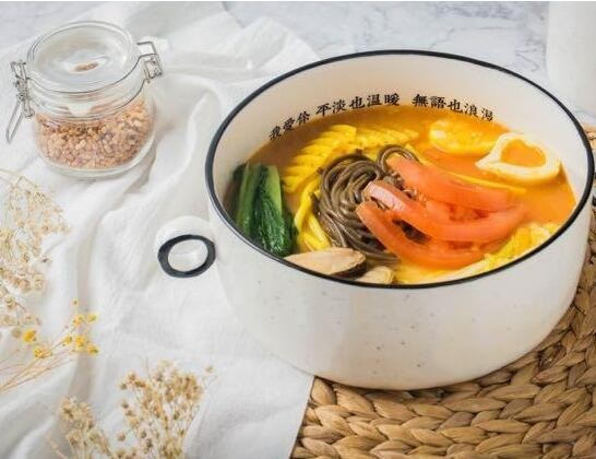 一碗小美好麻辣烫